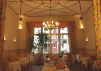 savoy breakfast room