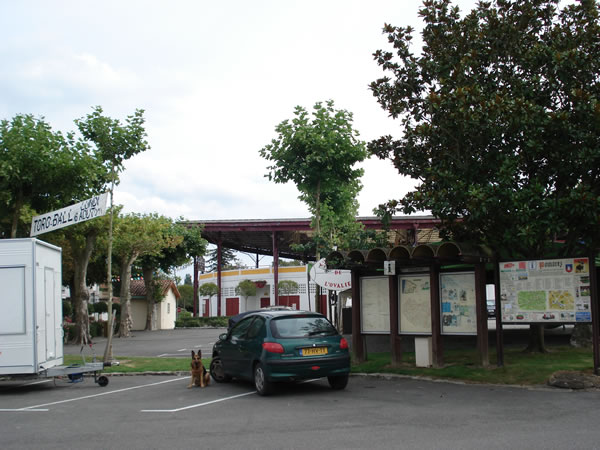 Pomarez